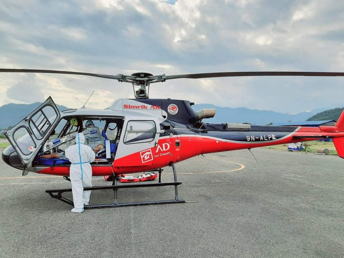 covid-19-patient-transfer-from-pokhara-to-kathmandu