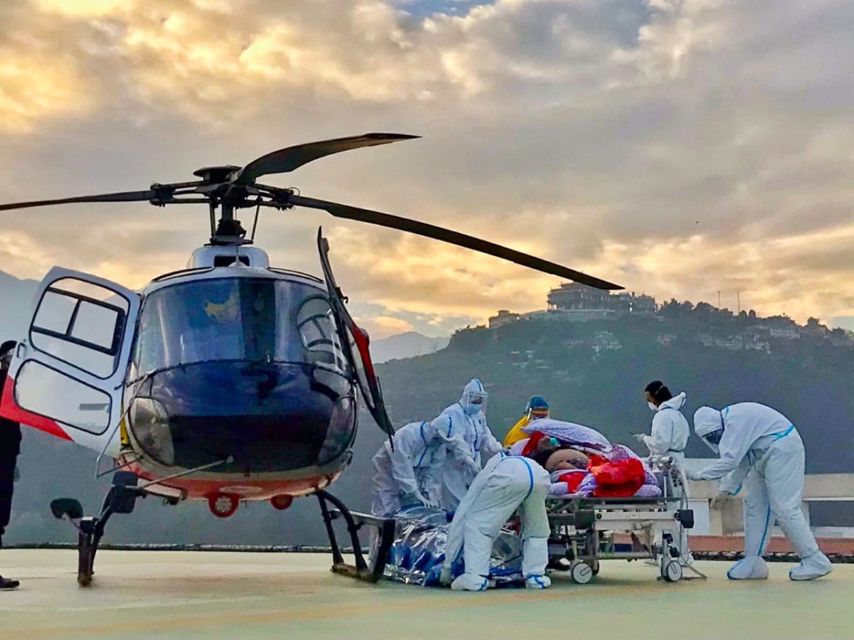 covid-patient-transfer-from-dhangadhi-to-kathmandu